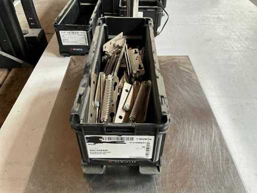 Würth 5.82kg Flap fitting right in stackable bin