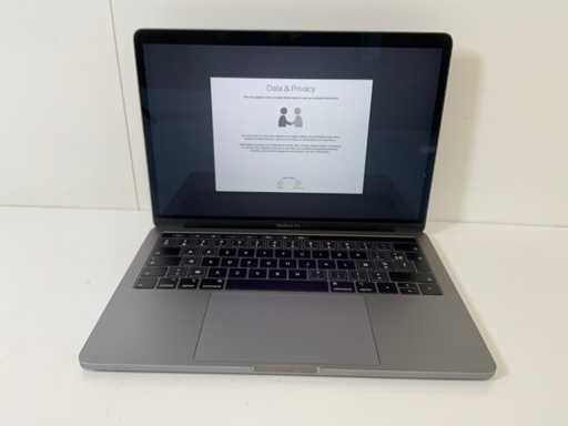 Apple MacBook Pro 13,3", Core™ i5 8. generacji, 16 GB RAM, laptop NVMe 251 GB