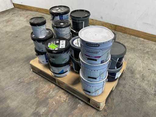 Batch of wall, ceiling, façade paint and primer