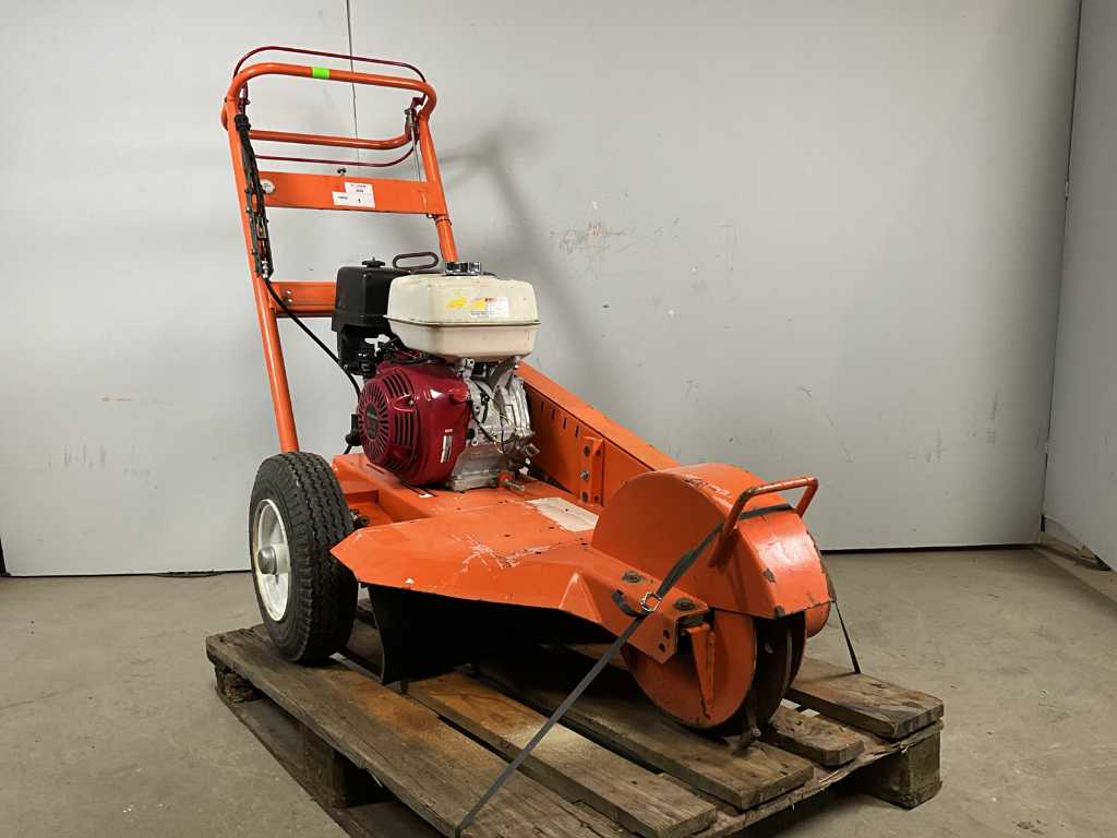 2019 Dosko 337-13H Tree stump shredder 13hp