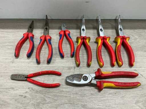 Ró?ne szczypce Knipex (8x)
