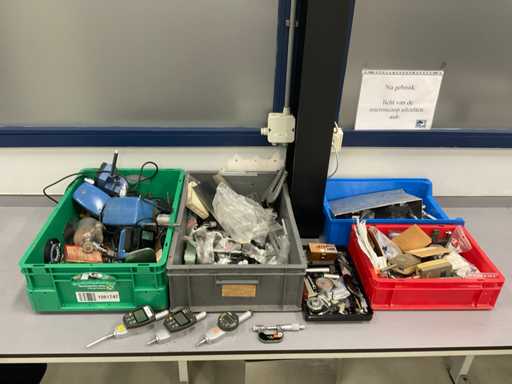 Diverses Laborzubehör