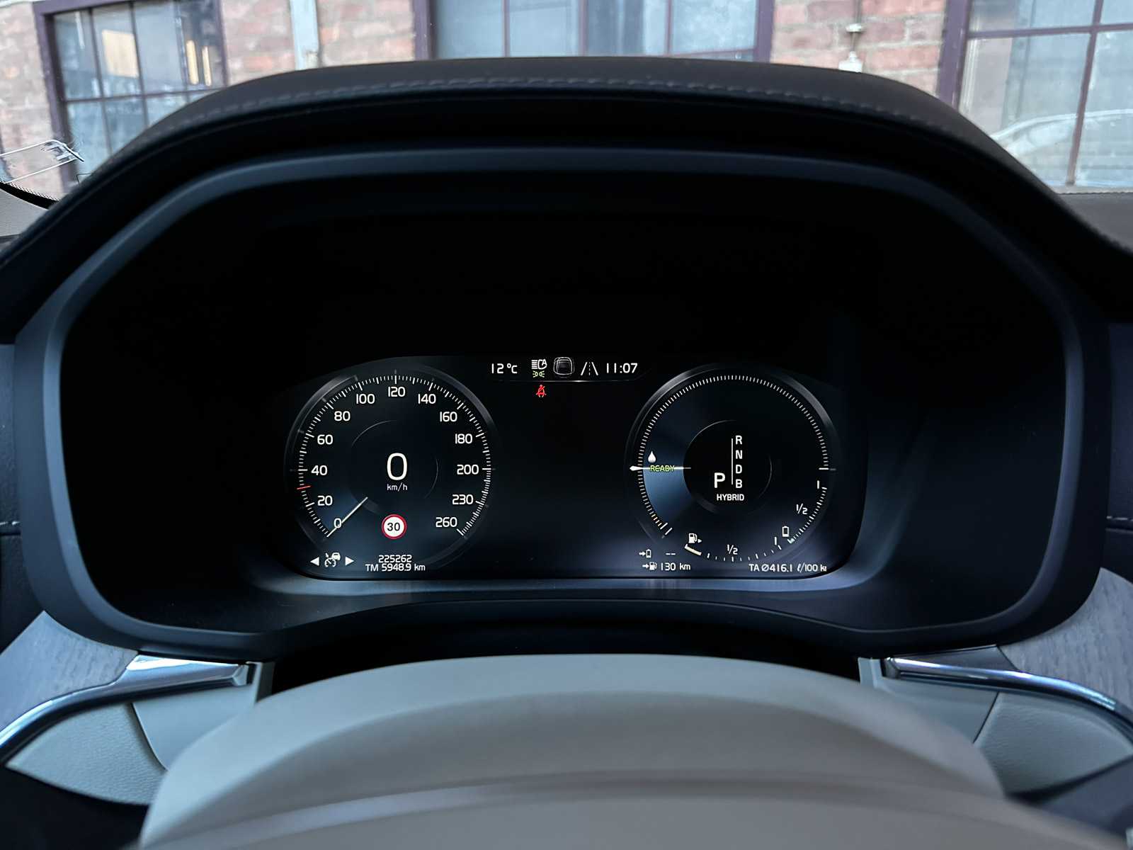 Volvo XC60 2.0 T8 Twin Engine AWD Inscription R-Design 303pk 2019, R-244-TZ