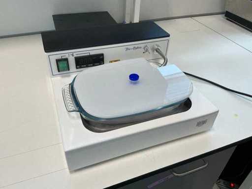 Bio 1720 FLOTATION BATH WITH REMOVABLE GLASS TANK