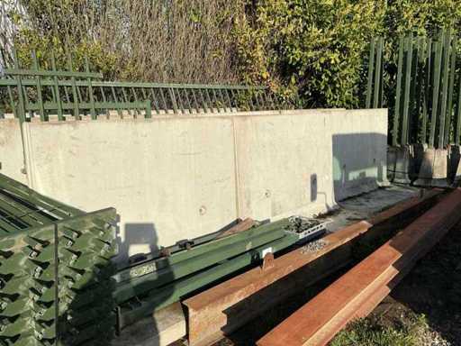 Concrete LX retaining wall (8x)