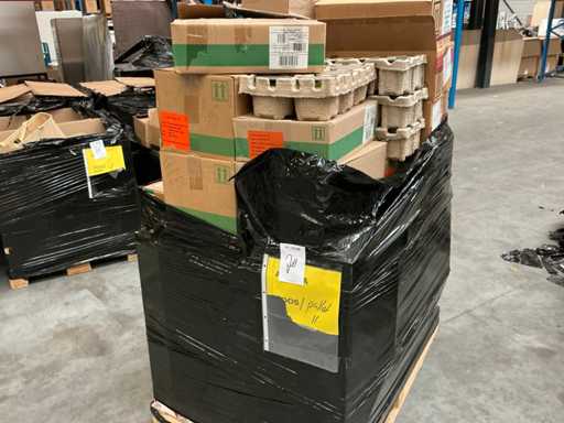 Batch of various goods