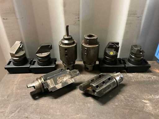 Kennametal  KM63 Draaibank machineonderdeel (8x)