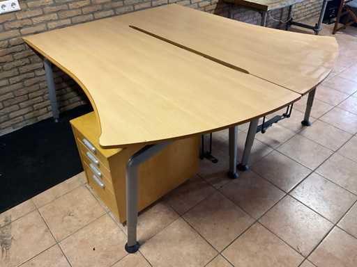 Bureau 200x100 cm avec tiroir (2x)