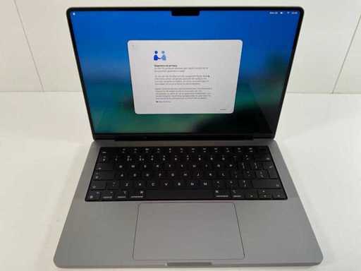 Apple MacBook Pro 14", Apple M1 Pro, 32GB RAM, 500GB SSD Laptop