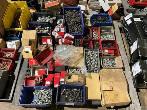 Matériau de fixation