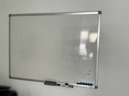 Whiteboard (3x)