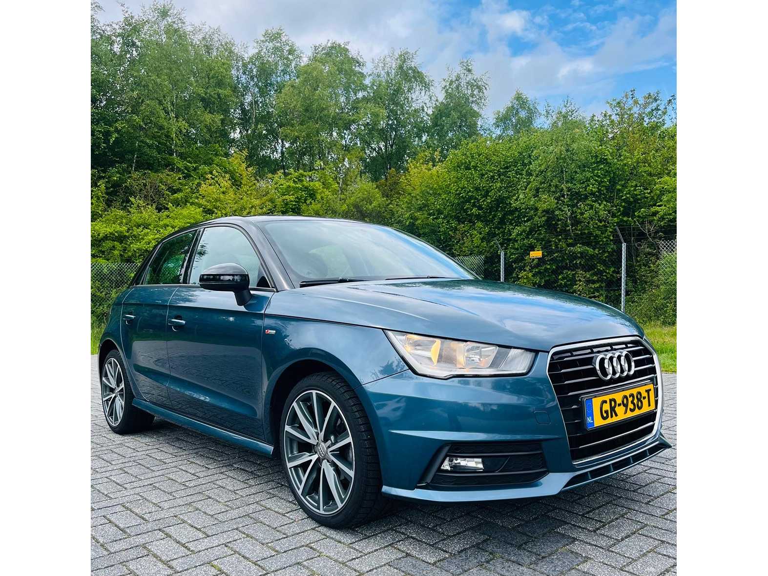 Audi – 2015 – A1 Sportback – 1.0 TFSI Adrenalin – GR-938-T