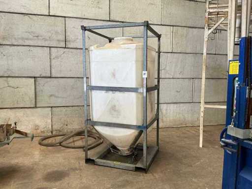 Kruizinga Plastic tank with galvanized frame