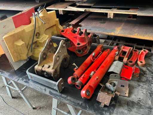 Diverse onderdelen voor Volvo ECR25D