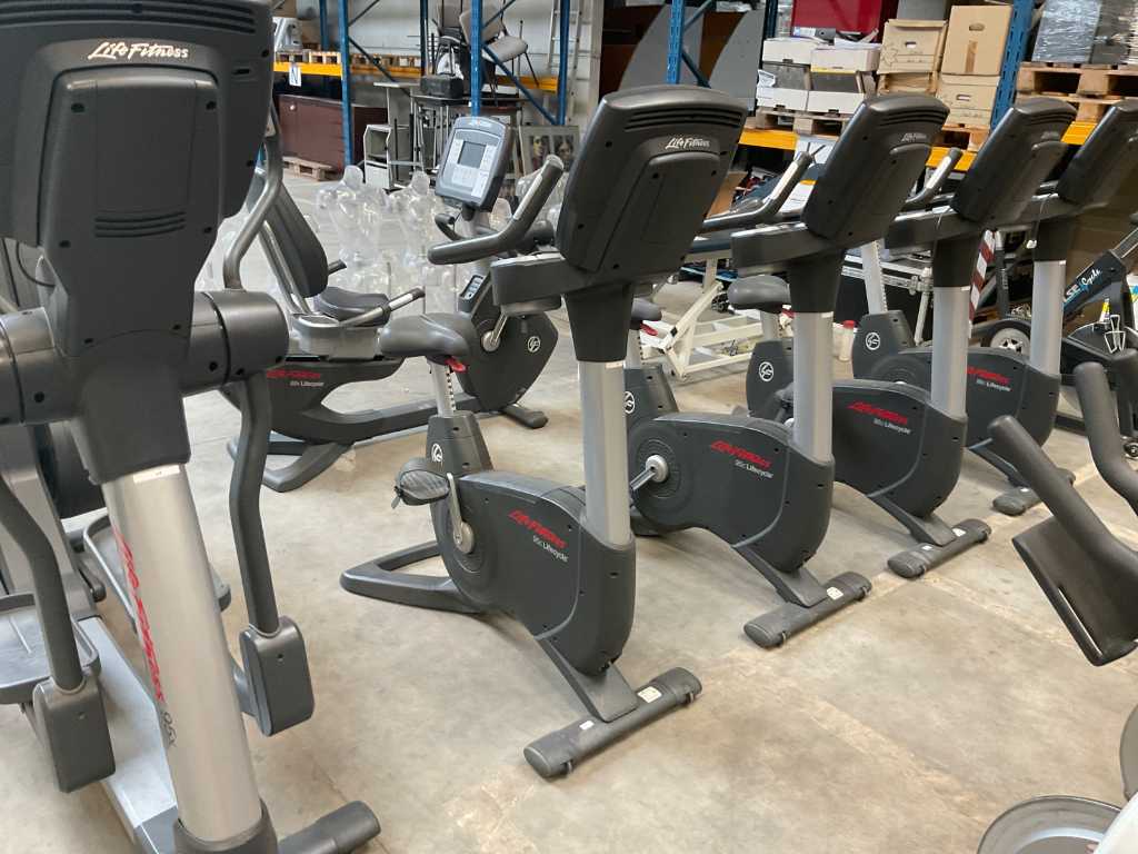 Life Fitness 95C Lifecycle Home Trainer