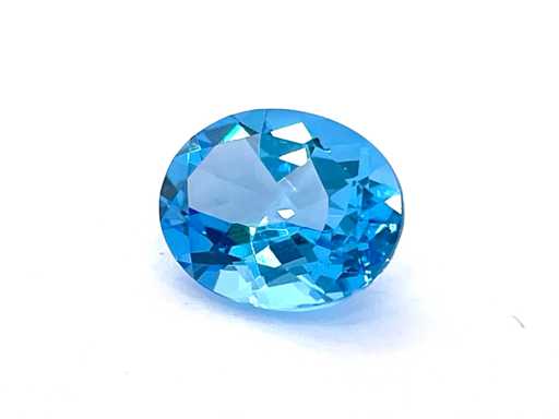 Topaz albastru elvețian aprox. 2,50 carate