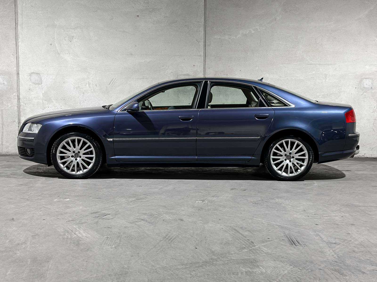 Audi A8 4.2 quattro Pro Line 350pk 2007, 25-XH-VZ