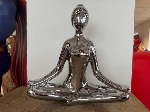 Yoga Lady Chrome Silver H36cm x L31cm