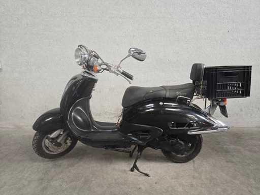 AGM - Brom Scooter - Retro 4T - Brommer 45km uitvoering d522nz