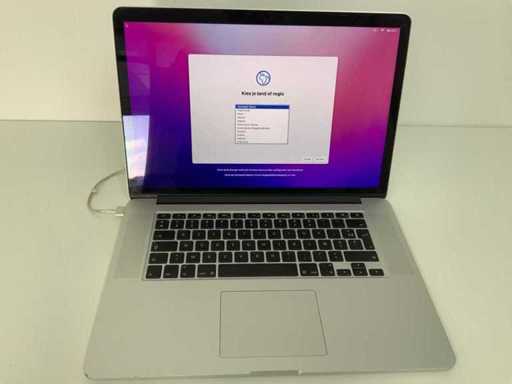 Apple A1398 15-calowy MacBook Pro MJLT2N/A Laptop