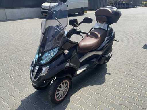 2013 Piaggio - MP3 500 LT Sport - Motocykl