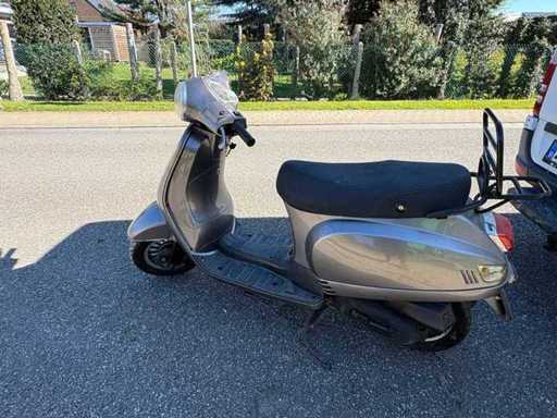 Xinix - Snorscooter - Touring - Scooter