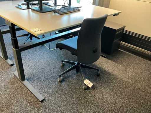 Desk with office chair and carcass