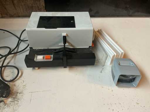 Perkeo P506 Projektor