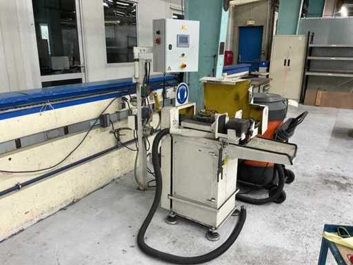 - Halbautomatische Entgratungsmaschine