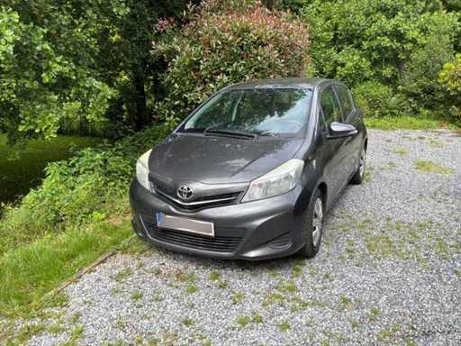 2011 Toyota Yaris Car