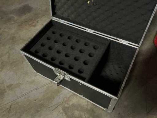 Flight case for microphones