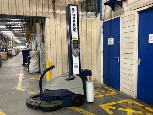 2015 ROBOPAC S6 PDS Pallet Film Wrapper