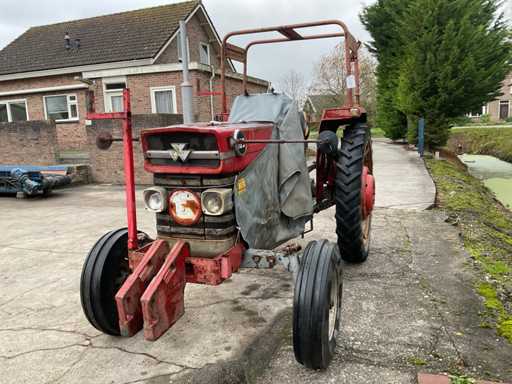 Massey Ferguson 185 Oldtimer tractor