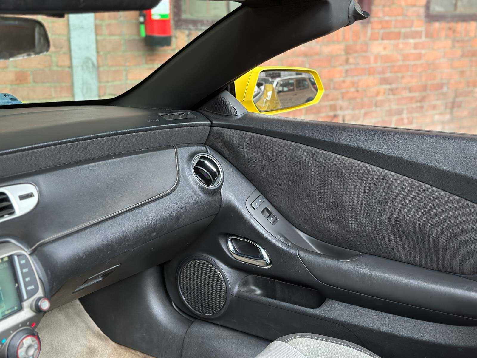 Chevrolet Camaro LT Cabriolet 3,6L V6 F DOHC 24V 323 PS 2015