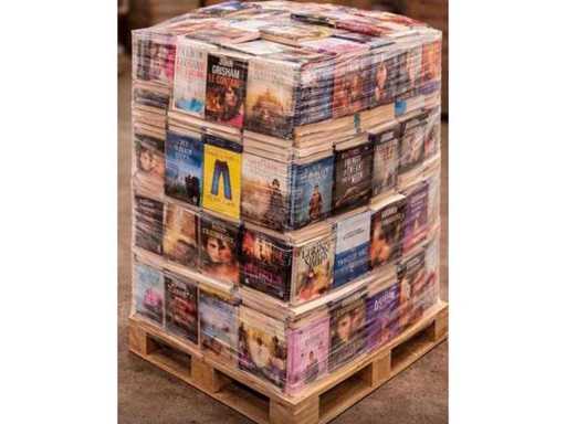 Palette mit 800 neuen Pfund