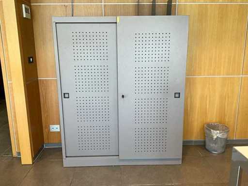 Meuble à porte coulissante acoustique (2x) + boîte à obturateur roulant