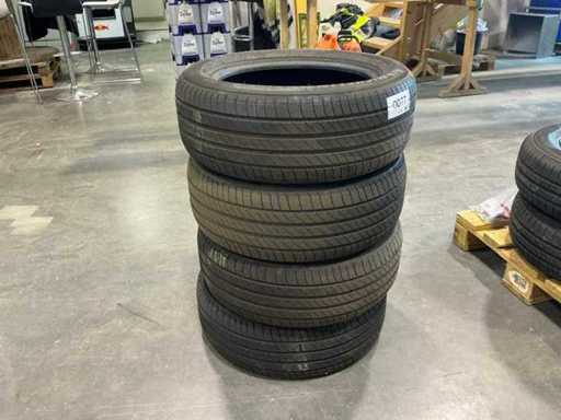 Michelin Primacy 4 autobanden 205/55R16 (4x)