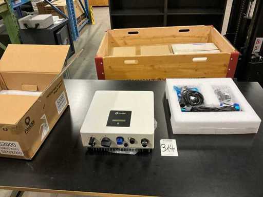 2023 Fox S2000 PV Grid-Tied Inverter