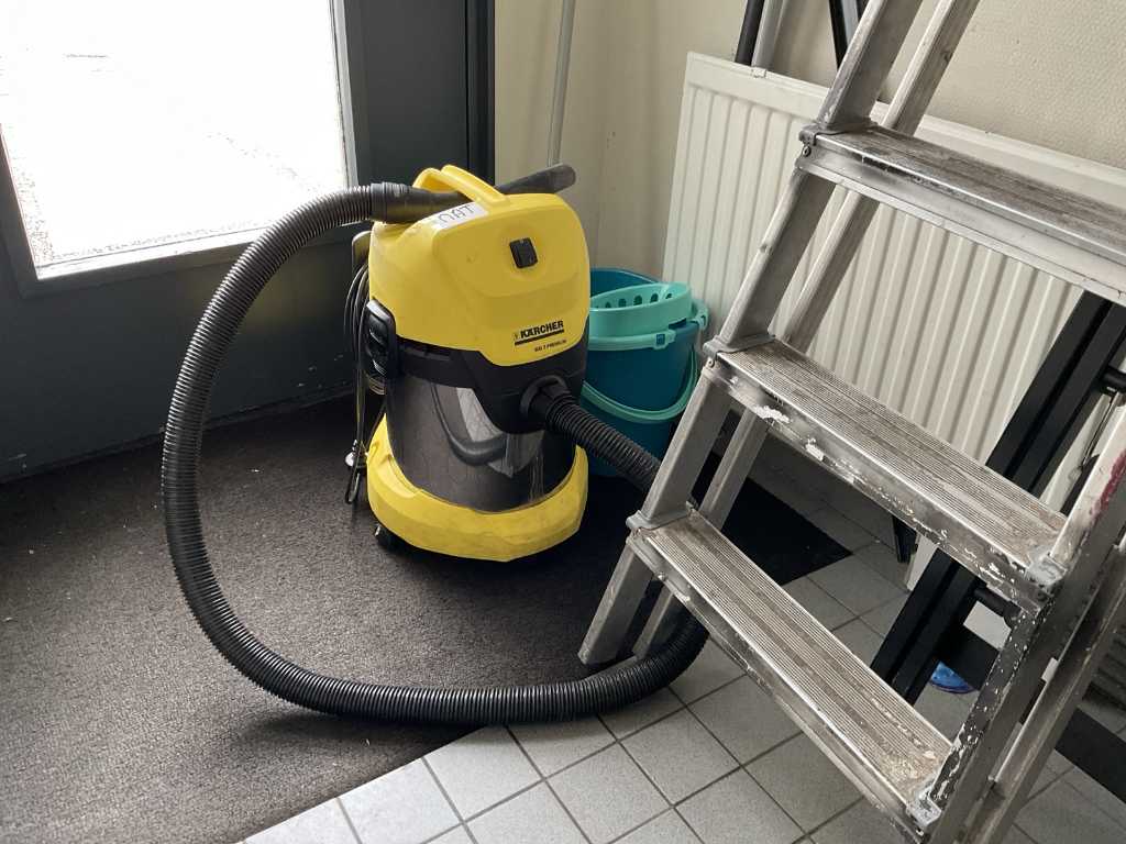 Kärcher WD 3 Industrial vacuum cleaner