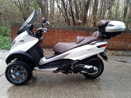 Piaggio - MP3 LT 500 - Moto