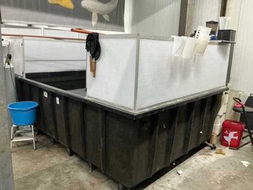 Basen z systemem filtracyjnym