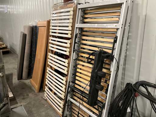 Części łóżka imprezowego