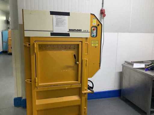 2003 Bramidan 3-x 12 Abfallverdichter