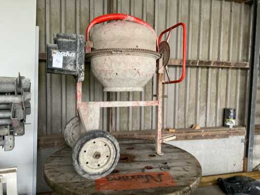 Lescha SM165S Concrete mixer