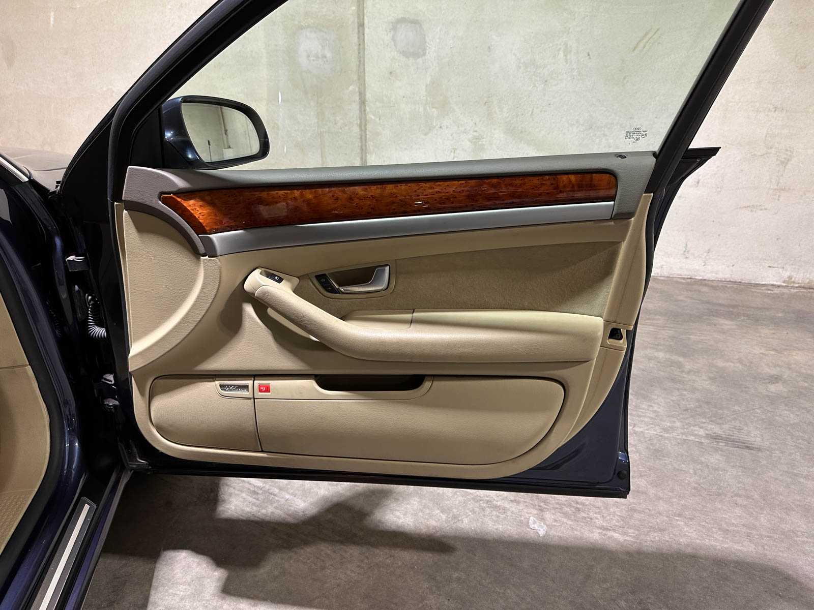 Audi A8 4.2 quattro Pro Line 350pk 2007, 25-XH-VZ