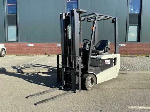 Élévateur NISSAN 2014