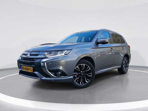 Mitsubishi Outlander 2.0 PHEV Instyle+ 2016 | KG-069-S