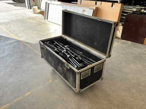 Autres accessoires de scène - lot de pieds de micro avec flycase