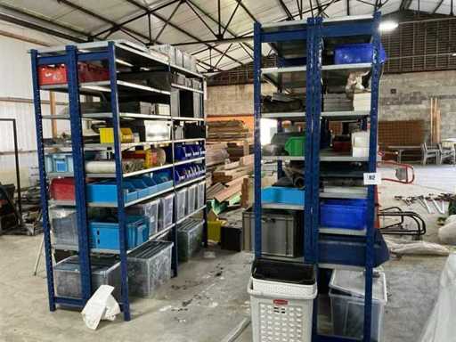 Grote partij handgereedschappen  en bouwtoebehoren