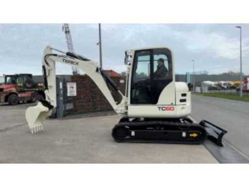 74d9f755-18b4-4e44-b2e5-0d2515b2424a.mp4